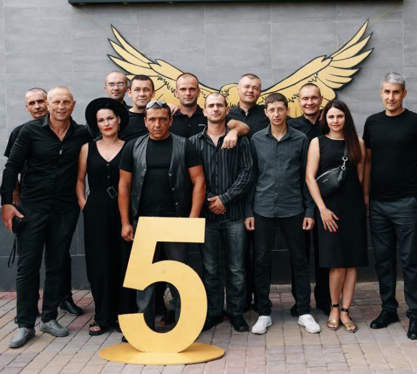 Команда центру Перемога святкує річницю заснування